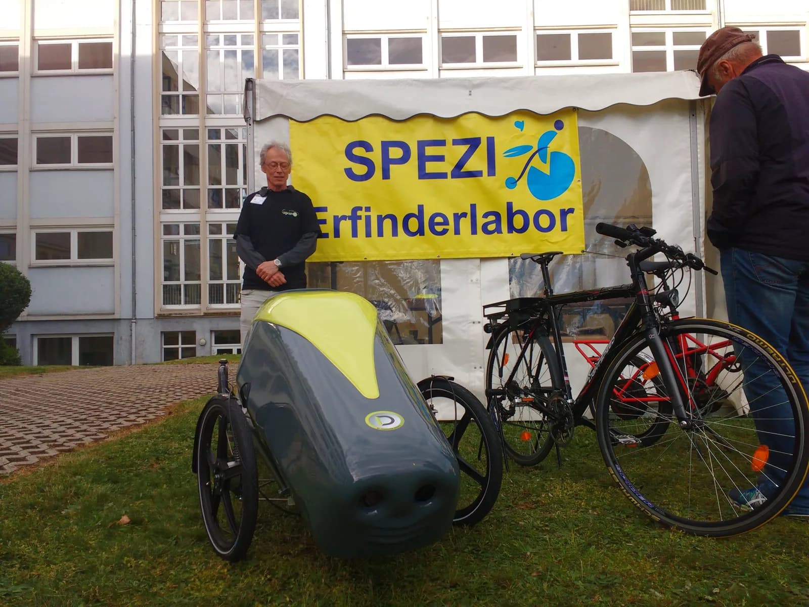 De dijker bij het Erfinderlabor op de Spezialradmesse 2019